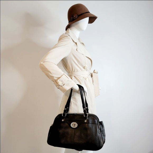 COACH leather black bowling bag - Picture 15 of 16